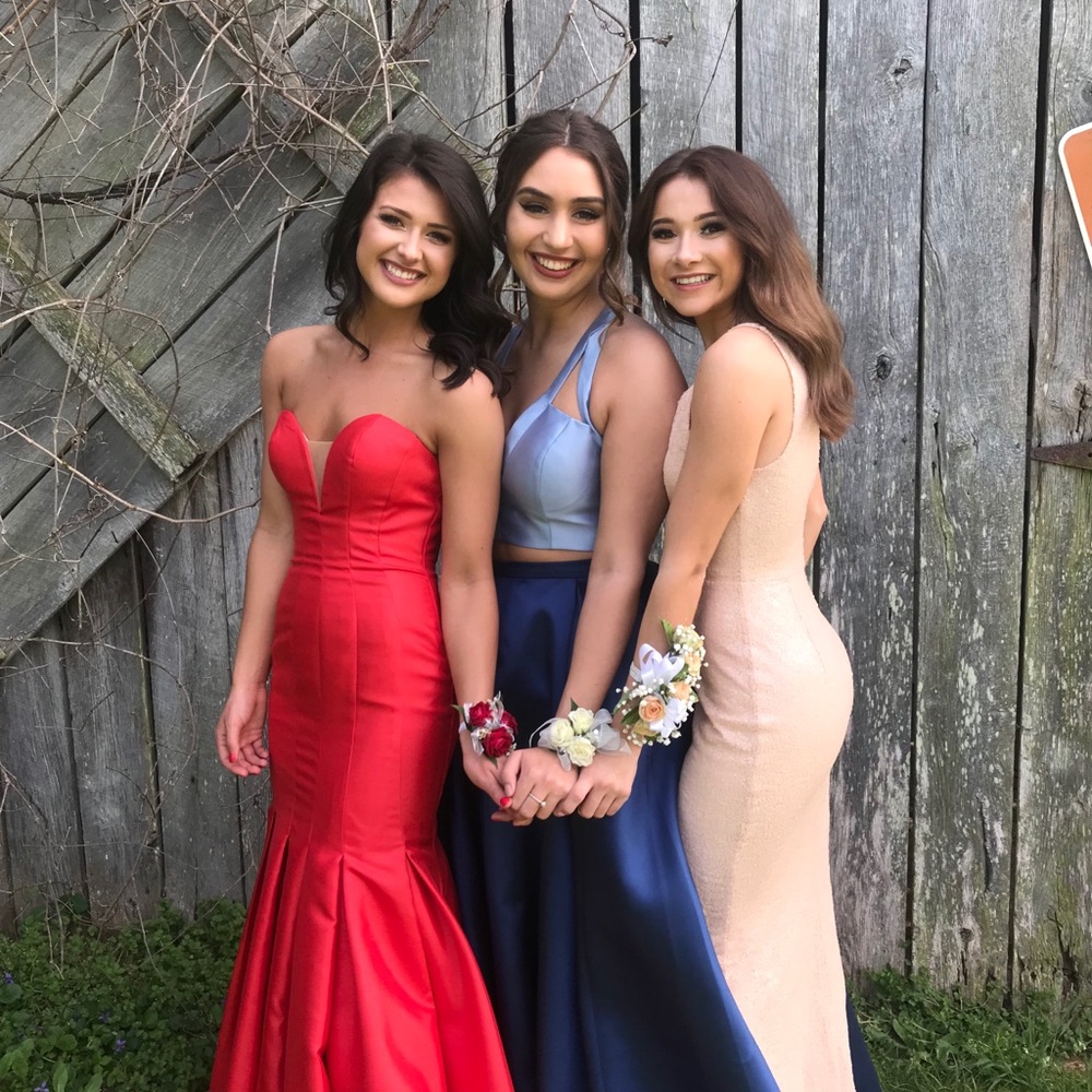 Prom dress - Picture 8 of 8